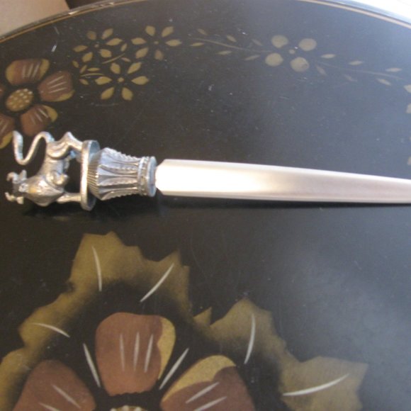 ***SOLD*** Vintage Pewter Letter Opener Merrill Lynch Bull Market Logo - Picture 2 of 5
